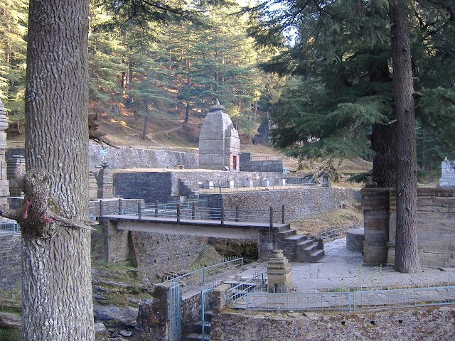 Patal Bhuvaneshwar photo 3