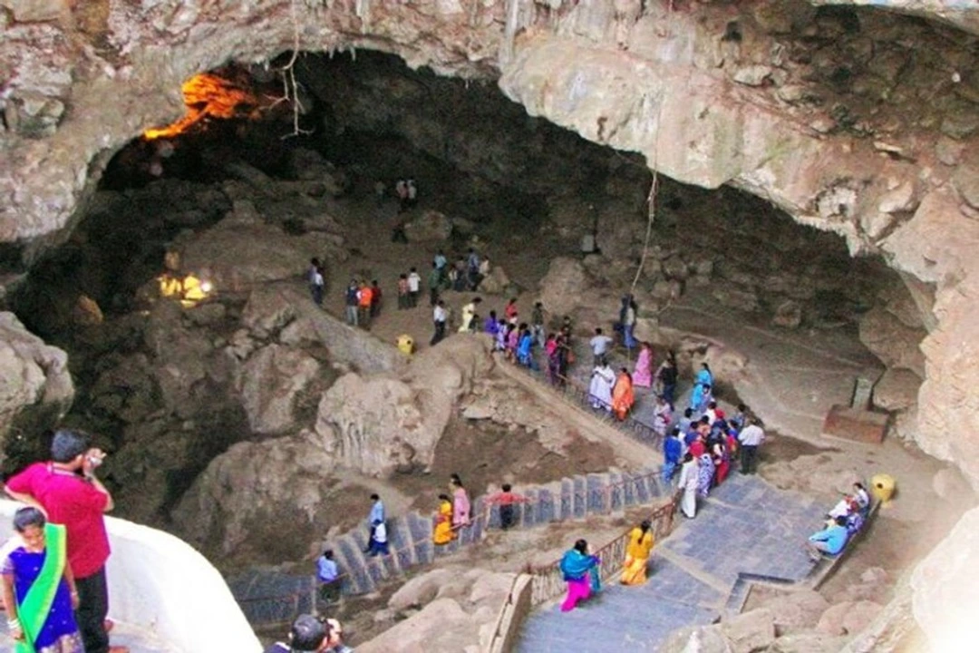 Patal Bhuvaneshwar & Jageshwar
