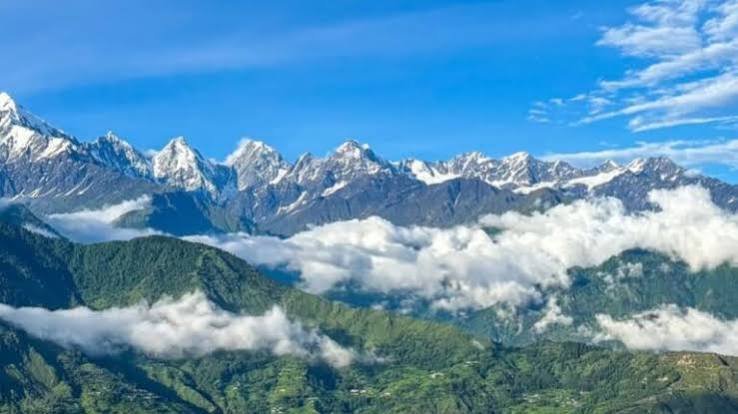 Munsiyari Himalayan Hamlet