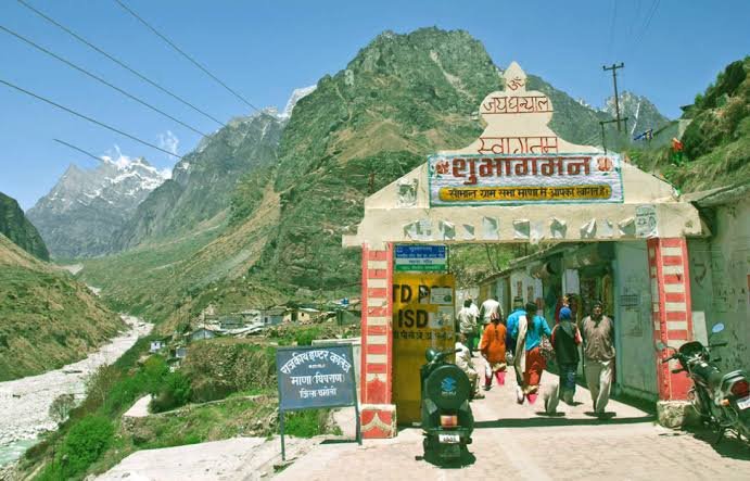 Do Dham ex-Delhi (Kedar–Badri) photo 3